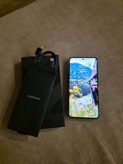 Лот: 23554830. Фото: 1. телефон Samsung Galaxy S22, 8... Смартфоны