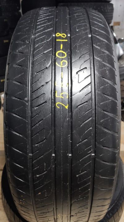 Лот: 15845074. Фото: 1. 255/60 R18 Dunlop. Шины
