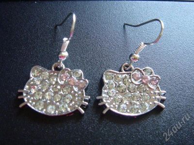 Лот: 277782. Фото: 1. Серьги Hello kitty со стразами... Серьги, каффы