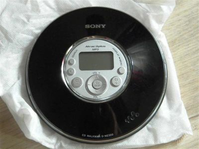 Лот: 1974295. Фото: 1. Sony D-NE320, CD Walkman. CD-проигрыватели и чейнджеры