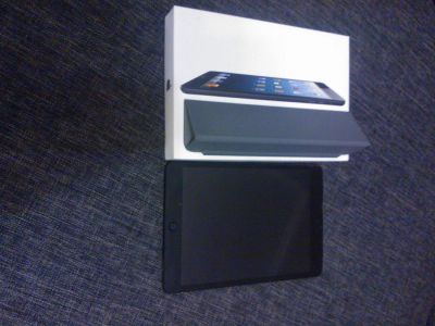 Лот: 3212484. Фото: 1. iPad mini 16gb + Smart Cover iPad... Дата-кабели, переходники