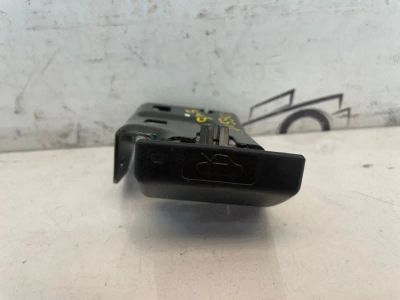 Лот: 24591955. Фото: 1. ручка открывания капота Nissan... Двигатель и элементы двигателя