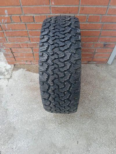 Лот: 19123629. Фото: 1. BfGoodrich 33x12.5r15 all terrain. Шины