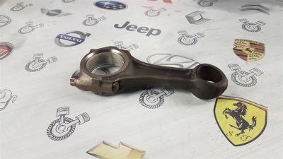 Лот: 23590814. Фото: 1. Шатун Nissan Elgrand ZD30DDTi... Двигатель и элементы двигателя