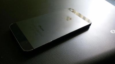 Лот: 7574260. Фото: 1. Iphone 5 16gb black. Смартфоны