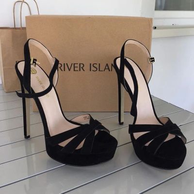 Лот: 7911408. Фото: 1. Босоножки River Island. Босоножки