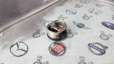 Лот: 23588671. Фото: 1. Поршень Subaru Traviq Z22SE 90537911. Двигатель и элементы двигателя