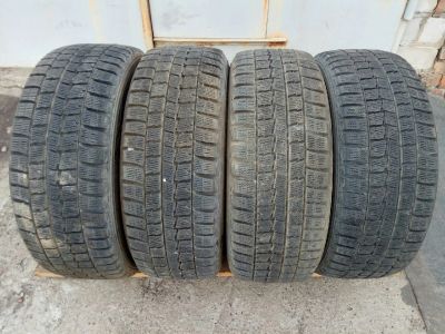 Лот: 14853403. Фото: 1. #351 225/50 R17 Dunlop Winter... Шины