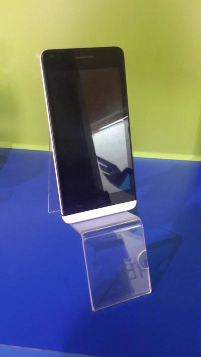 Лот: 8110898. Фото: 1. Сотовый телефон Explay Tornado. Смартфоны