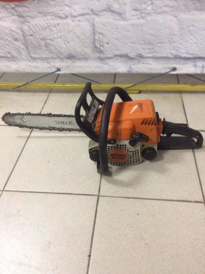 Лот: 12883282. Фото: 1. Бензопила Stihl MS 180 (2497к). Бензо-, мотоинструмент