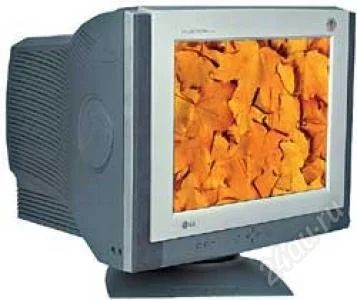 Лот: 1579397. Фото: 1. Монитор LG Flatron 776FM. ЭЛТ-мониторы