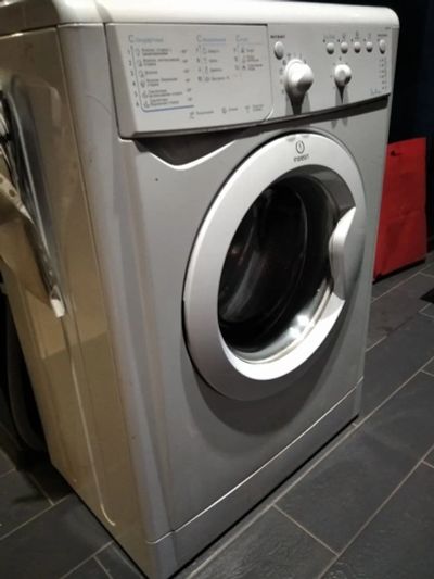 Лот: 16990197. Фото: 1. Стиральная машина Indesit IWSB... Стиральные машины