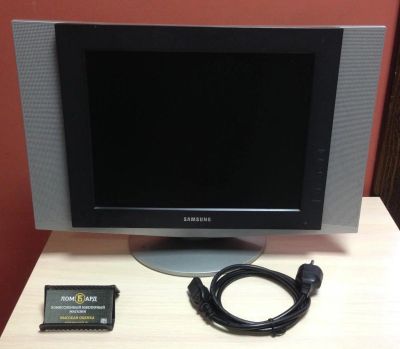Лот: 10174991. Фото: 1. Продам ЖК-телевизор Samsung LE-15S51... Телевизоры