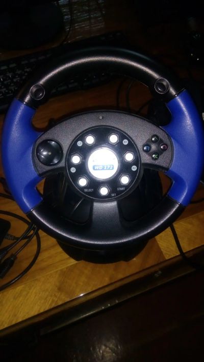 Лот: 12249460. Фото: 1. Игровой руль Dvtech Wd 172. Рули, джойстики
