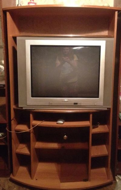 Лот: 5097587. Фото: 1. Шкаф для TV. Стойки и тумбы для аппаратуры