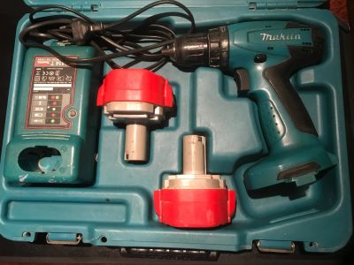 Лот: 12427747. Фото: 1. Makita 6281D Шуруповерт Макита... Электроинструмент