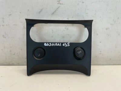 Лот: 25026352. Фото: 1. рамка климат контроля Nissan Qashqai... Двигатель и элементы двигателя