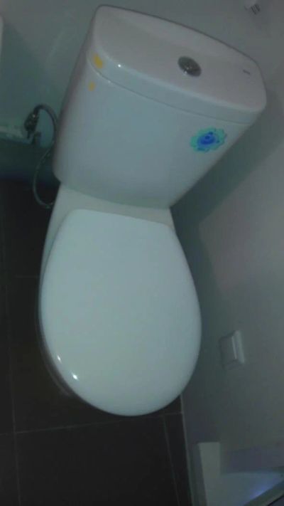 Лот: 4626683. Фото: 1. Унитаз Roca. Унитазы, биде