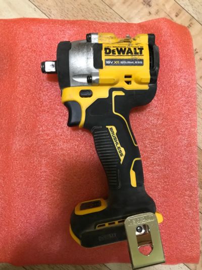 Лот: 19502805. Фото: 1. Гайковерт Аккумуляторный Dewalt... Электроинструмент