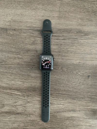 Лот: 13907386. Фото: 1. Apple Watch 3 42mm. Space Gray... Смарт-часы, фитнес-браслеты, аксессуары