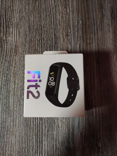 Лот: 18454115. Фото: 1. Смарт-часы Samsung Fit2. Смарт-часы, фитнес-браслеты, аксессуары