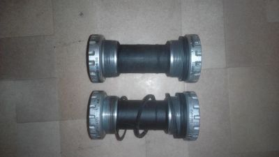 Лот: 9636629. Фото: 1. Каретка Shimano Hollowtech II... Запчасти