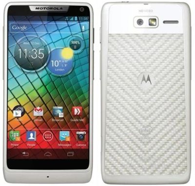 Лот: 4248153. Фото: 1. Motorola RAZR I xt890 в белом... Смартфоны