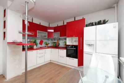 Лот: 25285062. Фото: 1. 3-комн. квартира , Красноярск... Квартиры, студии