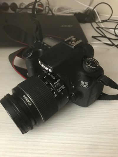 Лот: 15192366. Фото: 1. Фотоаппарат canon 60D. Цифровые зеркальные