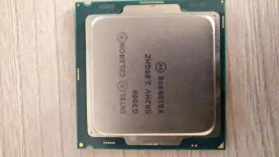 Лот: 20746116. Фото: 1. Intel Celeron G3900 + кулер. Процессоры