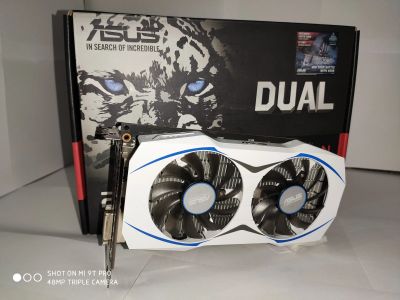 Лот: 16060702. Фото: 1. Видеокарта asus AMD Radeon RX... Видеокарты