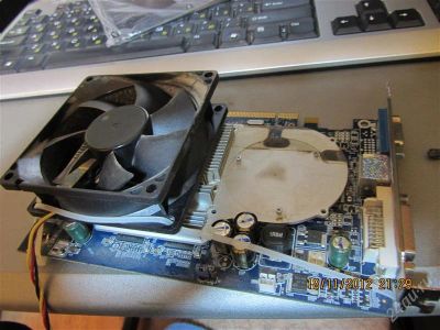 Лот: 2497422. Фото: 1. ATI Radeon X1600. Видеокарты