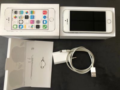 Лот: 12050163. Фото: 1. Apple iPhone 5S 16GB. Смартфоны