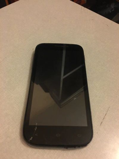 Лот: 10951070. Фото: 1. Смартфон Fly IQ4404 Spark (Читаем... Смартфоны