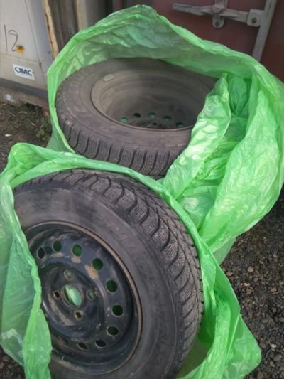 Лот: 12419495. Фото: 1. Bridgestone ice cruiser 175/70... Шины на дисках