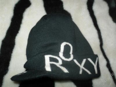 Лот: 2479063. Фото: 1. Классная шапка ROXY. Головные уборы