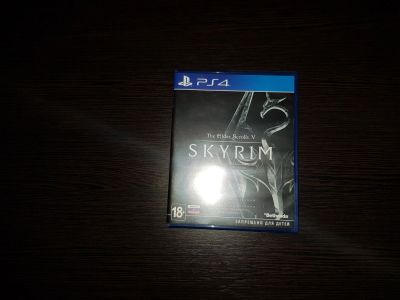 Лот: 14424544. Фото: 1. Скайрим для ps4. Игры для консолей