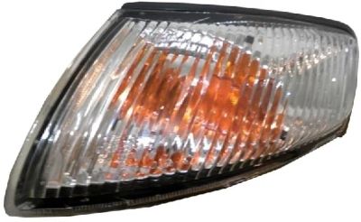 Лот: 3695906. Фото: 1. Габарит левый mazda capella/626... Оптика и освещение