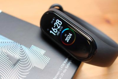 Лот: 15589502. Фото: 1. Xiaomi Mi Band 4 Global Version. Смарт-часы, фитнес-браслеты, аксессуары