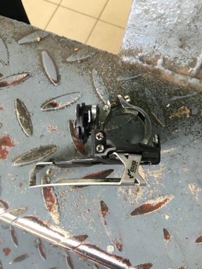 Лот: 7569692. Фото: 1. Переключатель передний shimano. Запчасти