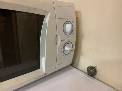 Лот: 15424046. Фото: 1. Микроволновая печь LG MS-2322A. Микроволновки, мини-печи