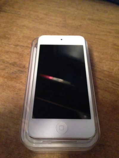 Лот: 6255536. Фото: 1. ipod touch 5 32gb silver обмен... Плееры