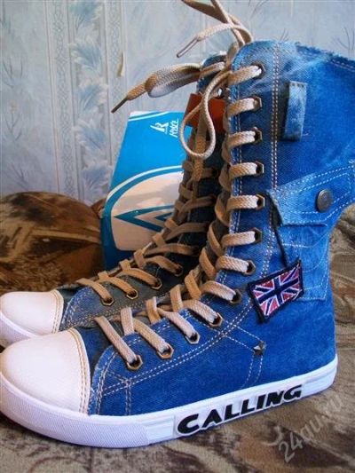Лот: 2575294. Фото: 1. Кеды высокие джинсовые новые на... Кеды, кроссовки, слипоны
