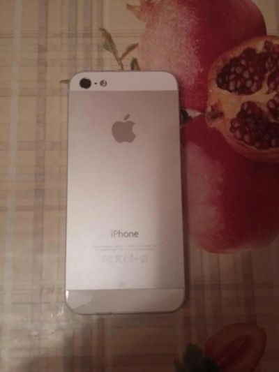 Лот: 8727227. Фото: 1. Iphone 5. Смартфоны