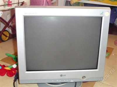 Лот: 482953. Фото: 1. монитор lg flatron t710рh в отл... ЭЛТ-мониторы
