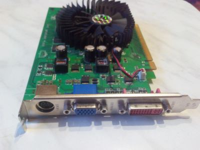 Лот: 10814752. Фото: 1. видеокарта GeForce 7600GS. Видеокарты