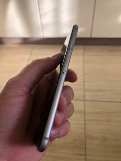 Лот: 11550638. Фото: 1. iphone 6 space gray 16gb. Смартфоны