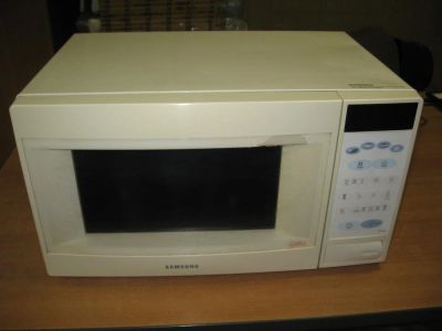 Лот: 10255372. Фото: 1. Микроволновая печь Samsung ce745gr... Микроволновки, мини-печи