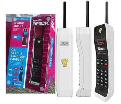 Лот: 3789323. Фото: 1. Binatone The Brick Mobile Phone. Кнопочные мобильные телефоны