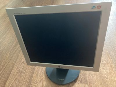 Лот: 16202519. Фото: 1. Монитор LG. ЖК-мониторы